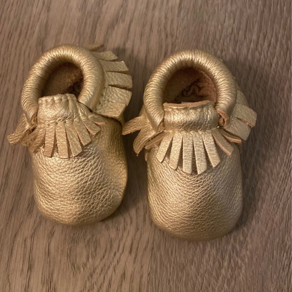 Freshly Picked Platinum Moccasins size 1